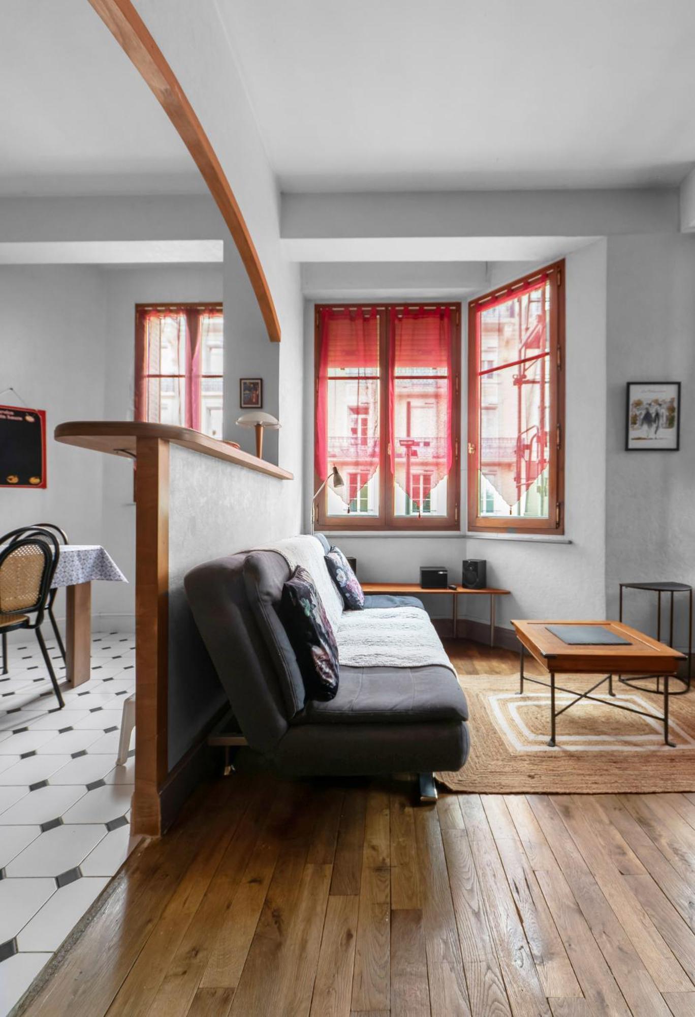 Le Lasteyras - Appartement Charmant En Centre Ville ヴィシー エクステリア 写真